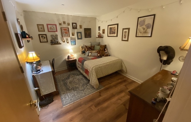 2 beds, 1 bath, 707 sqft, $3,450, Unit 5F