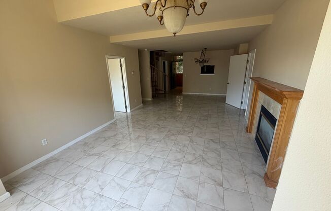 158 Caldecott Lane