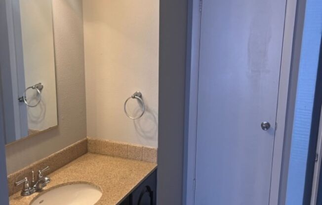 2 beds, 1.5 baths, 1,698 sqft, $1,275, Unit 1303