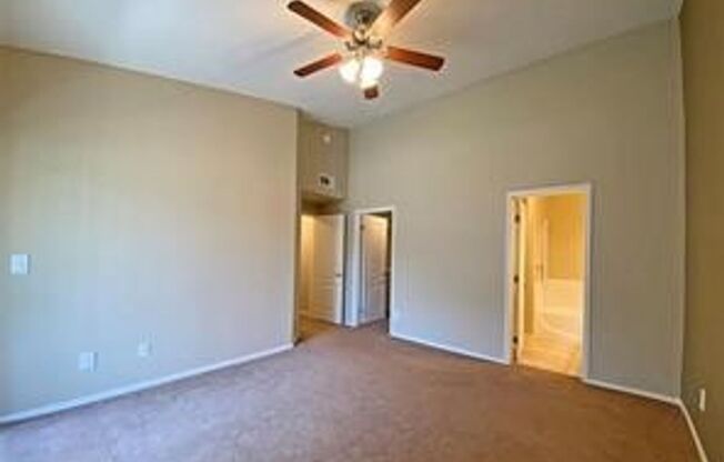 2 beds, 2 baths, $1,600, Unit UNIT 203