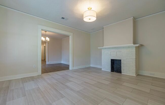 Beautifully renovated bungalow!