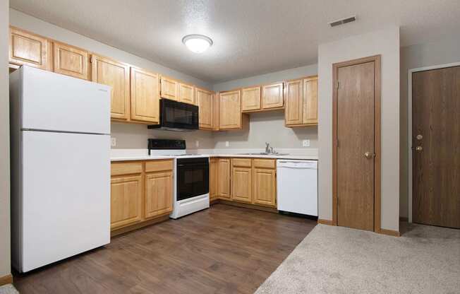 Deerfield Apartments