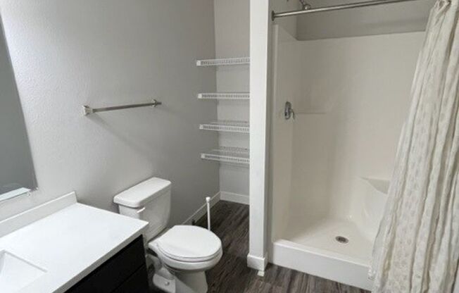 2 beds, 2 baths, 1,034 sqft, $1,850, Unit Lime 212