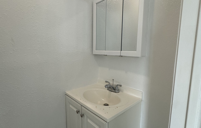 Studio, 1 bath, 190 sqft, $1,054.17, Unit 202