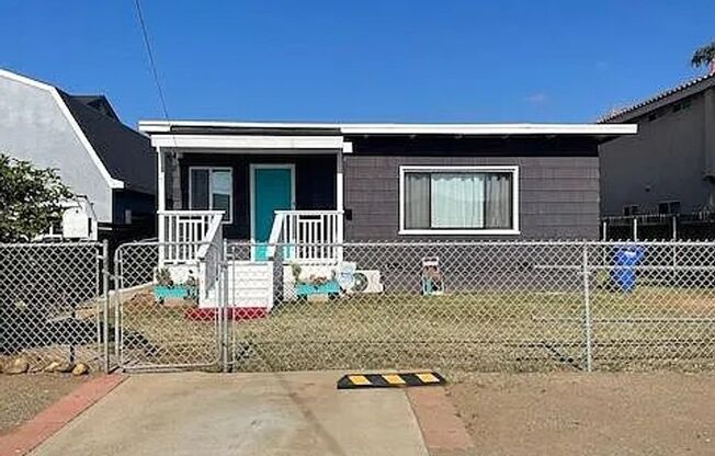 Cute House in Imperial Beach!