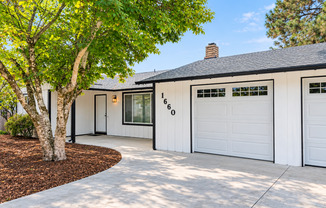 3 beds, 2 baths, $2,595
