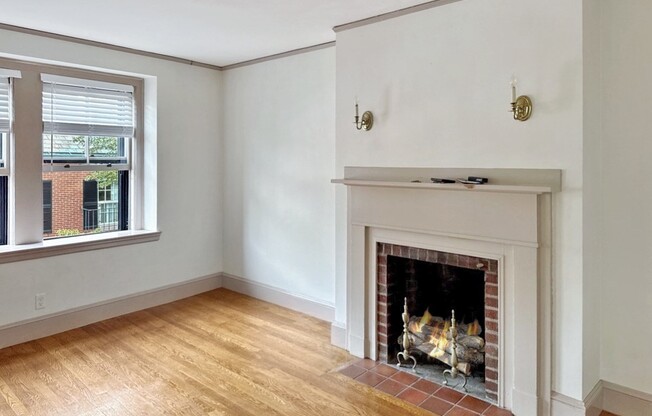 50 W CEDAR ST