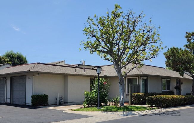 Rarely Available, Single-story, 2Bd 2Ba rental in Park Tustin Community