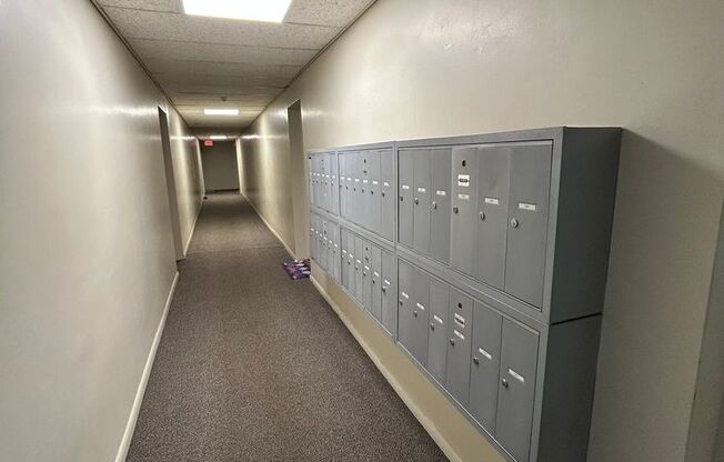 1 bed, 1 bath, 700 sqft, $1,285, Unit B308