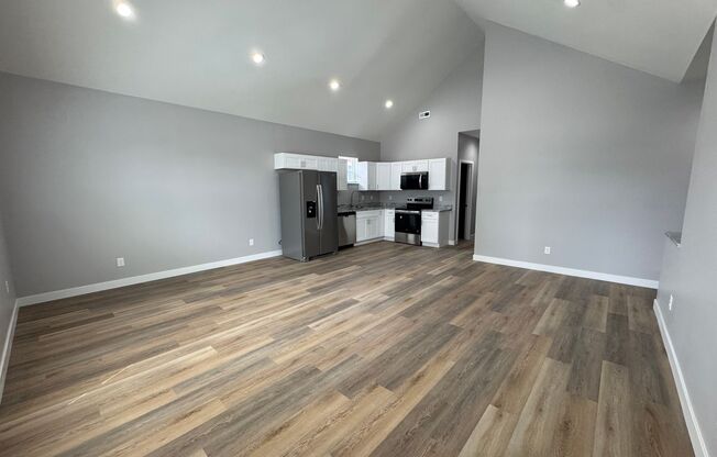 Now Showing this 3BR, 2BA duplex located at 1829 Montcalm St., Unit B, Indianapolis