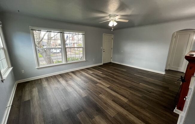 Cozy Single Level Home With Single Car Garage ~ 396 23rd St