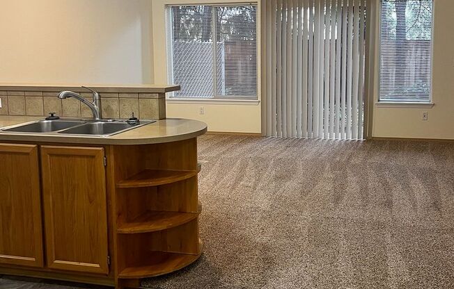 2 beds, 2.5 baths, 1,150 sqft, $1,595, Unit 3756-105