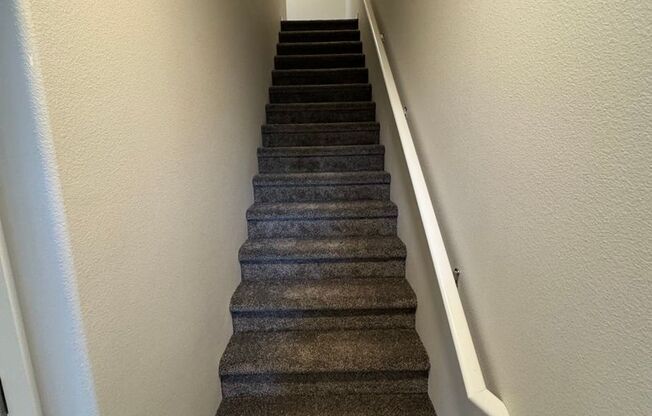 Brand New 4 Bed / 2.5 Bath Duplex! $250 Amazon Gift Card! *FIRST MONTH'S RENT IS FREE!*