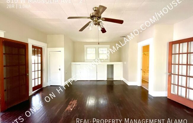 810 W MAGNOLIA AVE