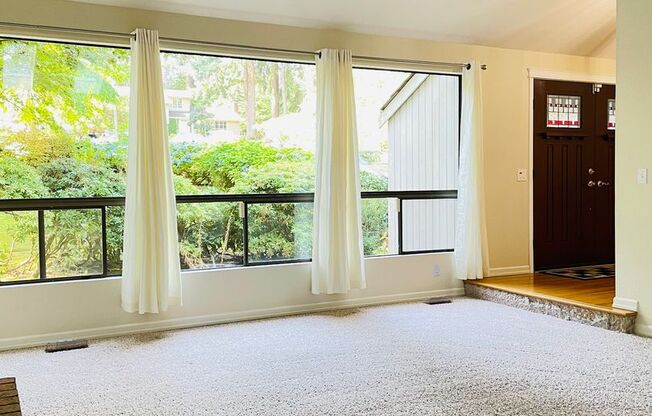 Beautiful 3 bed, 2.5 bath home located in the Wood Trails neighborhood of Bothell. $4000/mo.