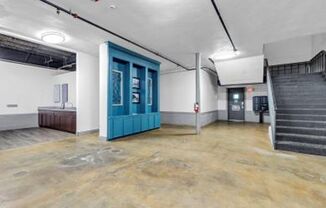612 W Texas Ave