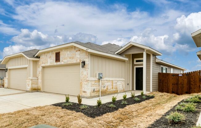 GORGEOUS 3 BEDROOM DUPLEX LOCATED IN MIDLOTHIAN ISD!