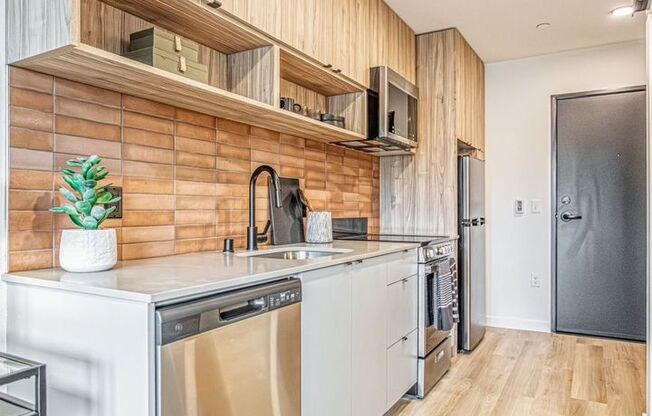 Studio, 1 bath, 314 sqft, $1,002, Unit 415 (MHA)