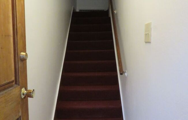 Cow Hollow - 2 Bedroom Flat