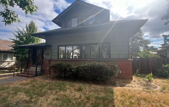 4 Bedroom/ 1.5 Bath Home located in South Eugene- available now