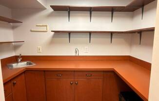 1 bed, 1.5 baths, 660 sqft, $6,500, Unit 227