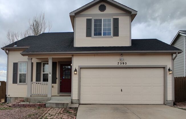 4 Bedroom Updated Home in Fountain!