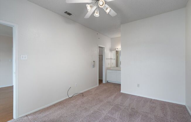 1 bed, 1 bath, 559 sqft, $775, Unit 1