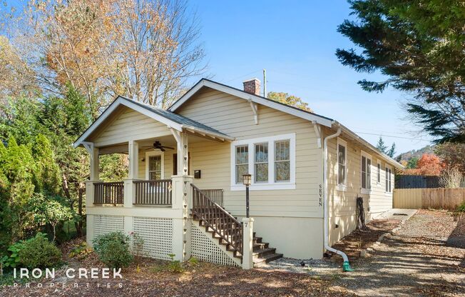 Gorgeous Three Bedroom House in North Asheville