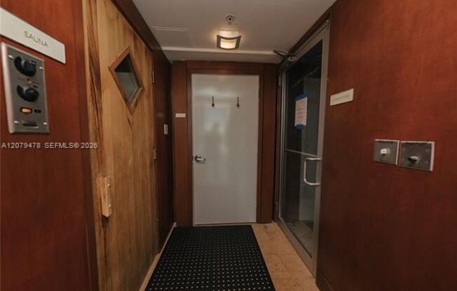 1 bed, 1.5 baths, $3,300, Unit # 2405