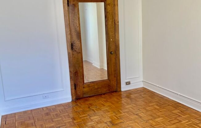 Studio, 1 bath, 300 sqft, $1,385, Unit 530-611
