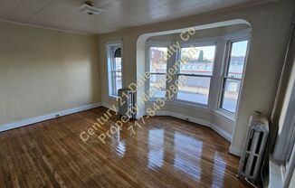 2 beds, 1 bath, $975, Unit 2nd Floor