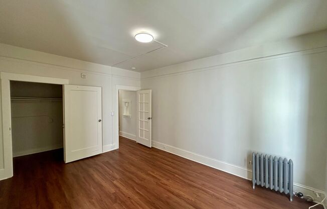 1112 LARKIN ST