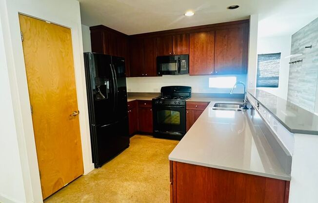 2 beds, 2 baths, $2,350