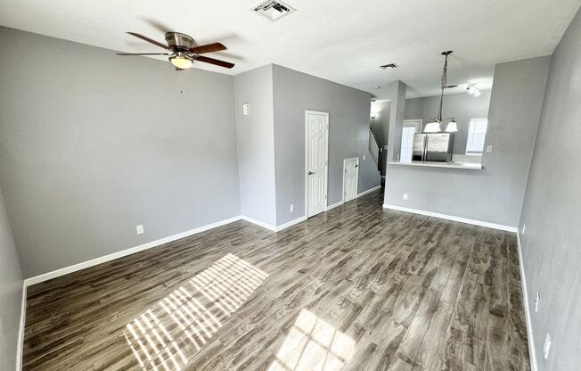 Upgraded Chandler Townhouse!