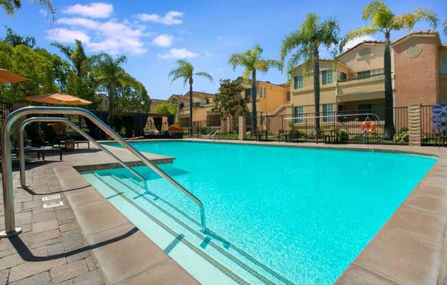 Swimming pool at Arroyo Villa Apartments, Thousand Oaks, 91320