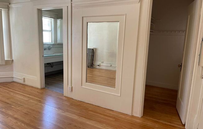 Studio, 1 bath, $1,995, Unit #3-7