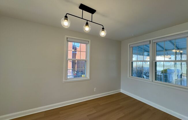 Charming 3 Bedroom/1.5 Bathroom in Essex, MD!