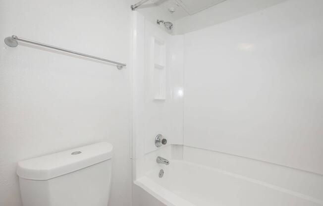 2 beds, 2 baths, 909 sqft, $1,119