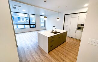 1 bed, 1 bath, 708 sqft, $3,295, Unit 406