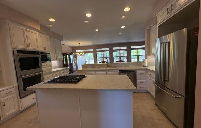 Spacious & Unique Multi-Generational Home in Prestigious South Redlands – 524 Golden West Dr