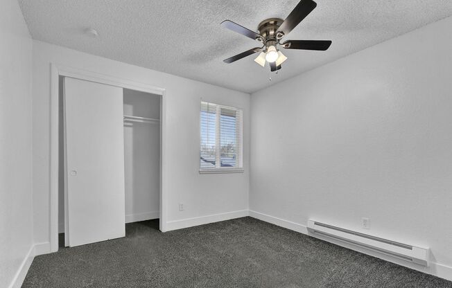 3 beds, 1.5 baths, 1,200 sqft, $1,750, Unit 5454-3