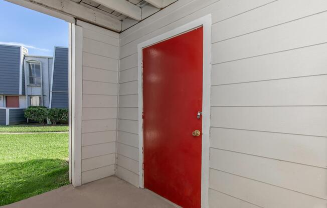2 beds, 2 baths, 1,103 sqft, $1,200