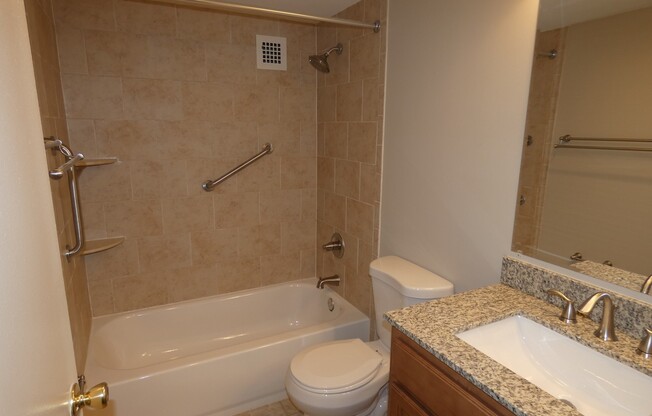 1 bed, 1 bath, $2,000