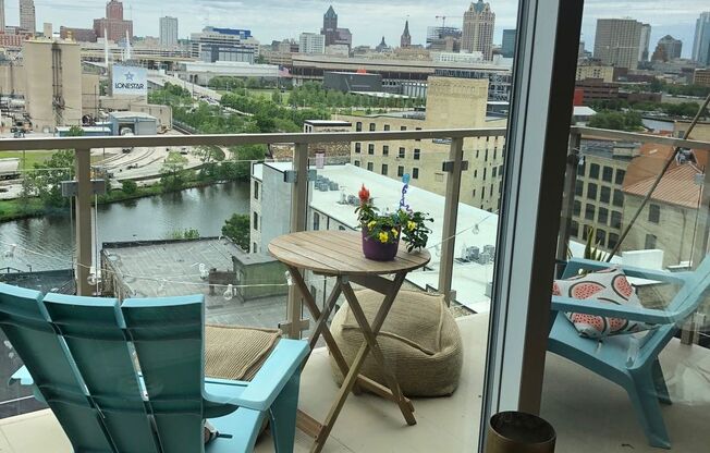 1 bed, 1 bath, 747 sqft, $1,700, Unit 803