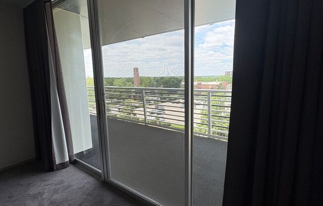 1 bed, 1 bath, 679 sqft, $1,650, Unit 607