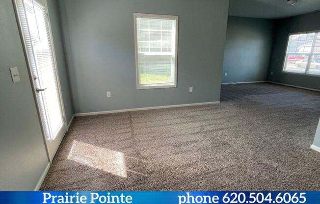 3 beds, 1.5 baths, 1,440 sqft, $907, Unit 14-1024