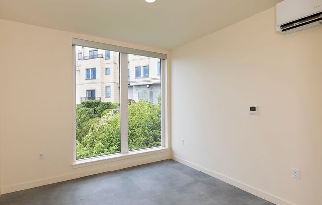 2 beds, 1 bath, 830 sqft, $2,932, Unit 202