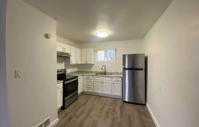 Beautiful Renovations One and Two Bedrooms Located in the Heart of Tempe!