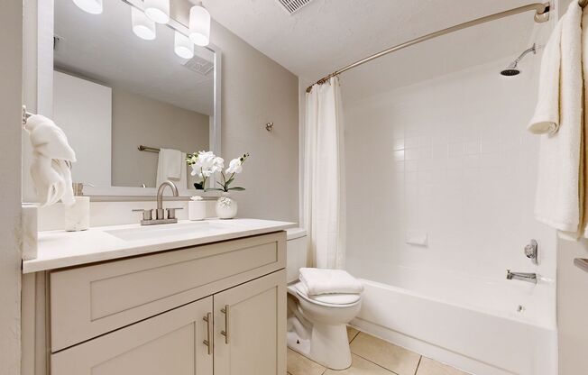 1 bed, 1 bath, 700 sqft, $1,545