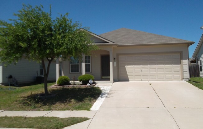 Great updated 3/2/2 home in Wildhorse Creek Ready for Move In
